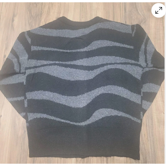 Wicked Sweater Cardigan Ariana By Paul Tazewell Women’s XS Gray/Black Zebra NWT - Picture 3 of 11
